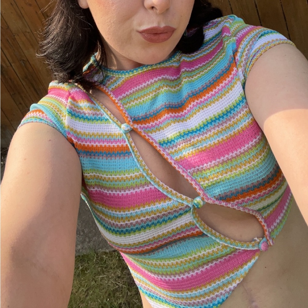 Princess Polly Asymmetric Cut Out Crop Top - Picture 2 of 10